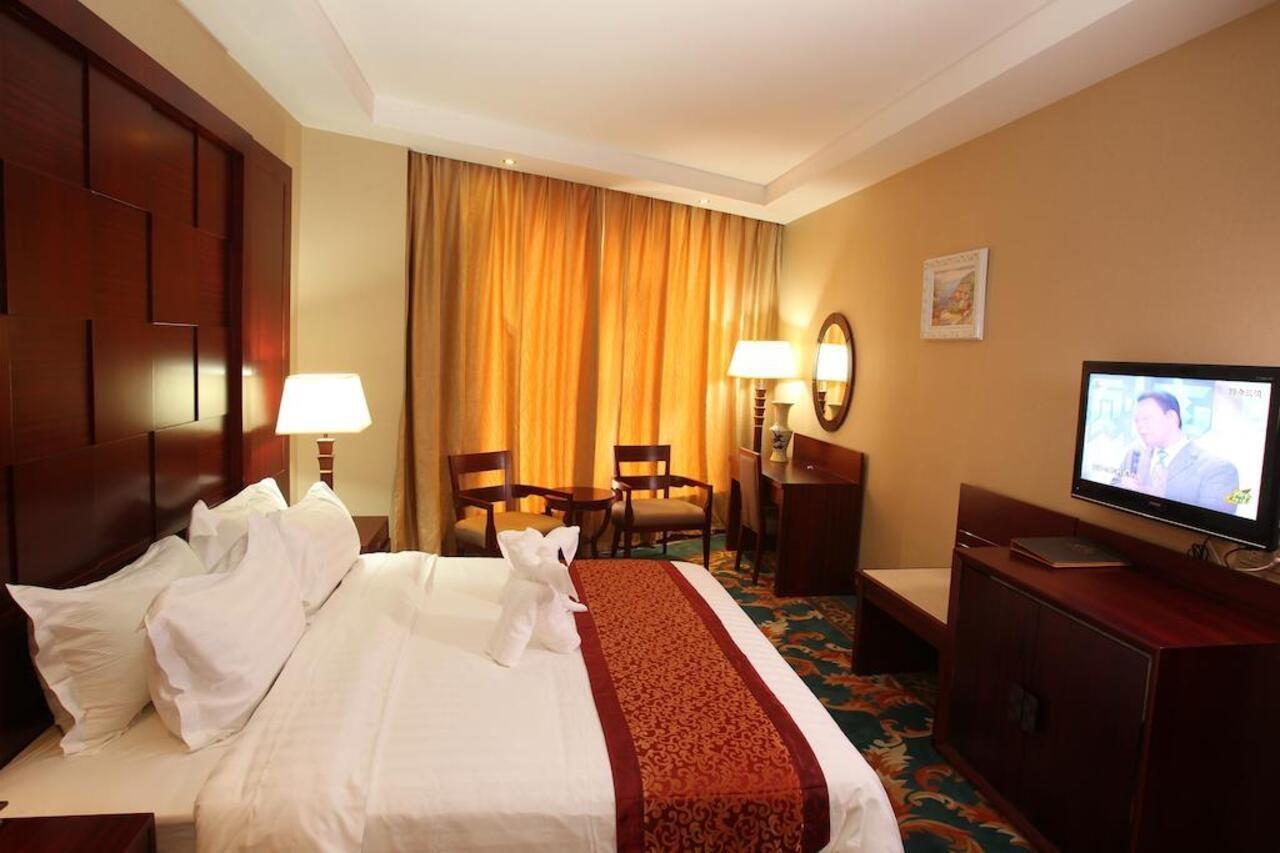 Hawaii Hotel Саня Екстериор снимка