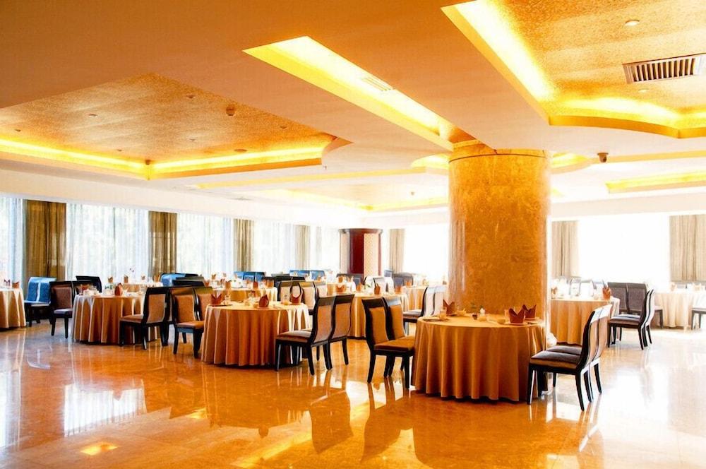 Hawaii Hotel Саня Екстериор снимка