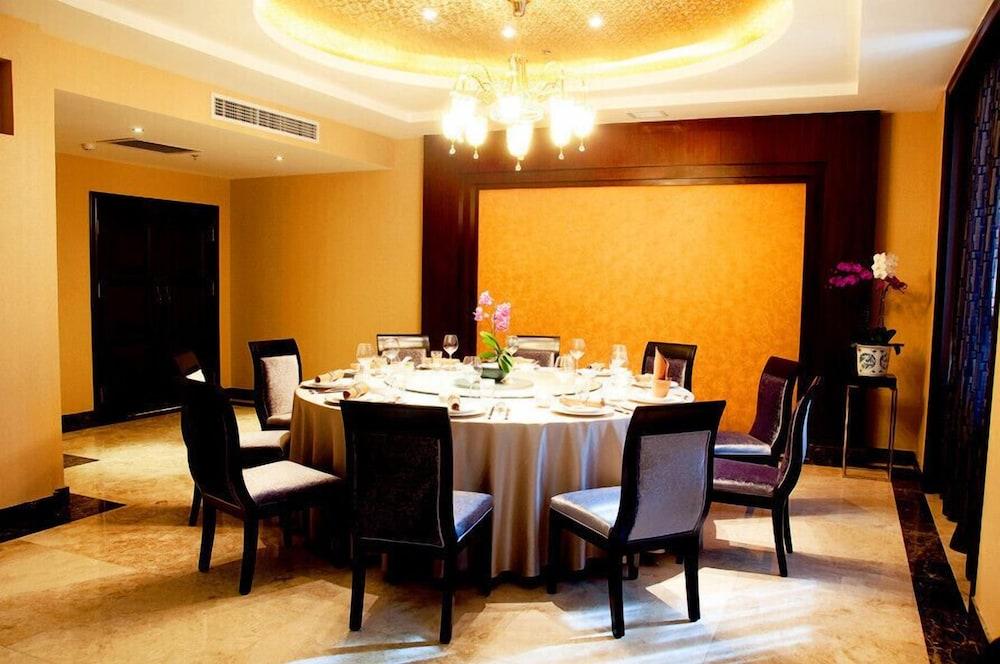Hawaii Hotel Саня Екстериор снимка