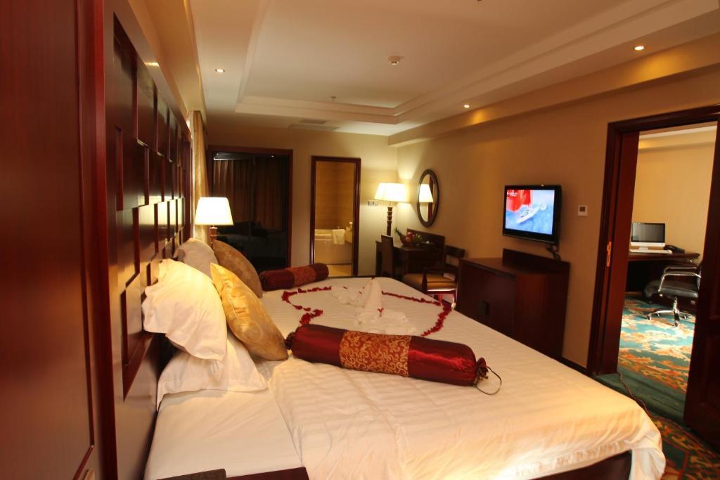 Hawaii Hotel Саня Екстериор снимка